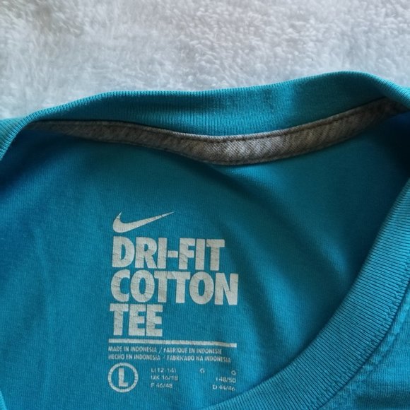 Nike Dri-Fit Cotton Tee - Picture 3 of 4